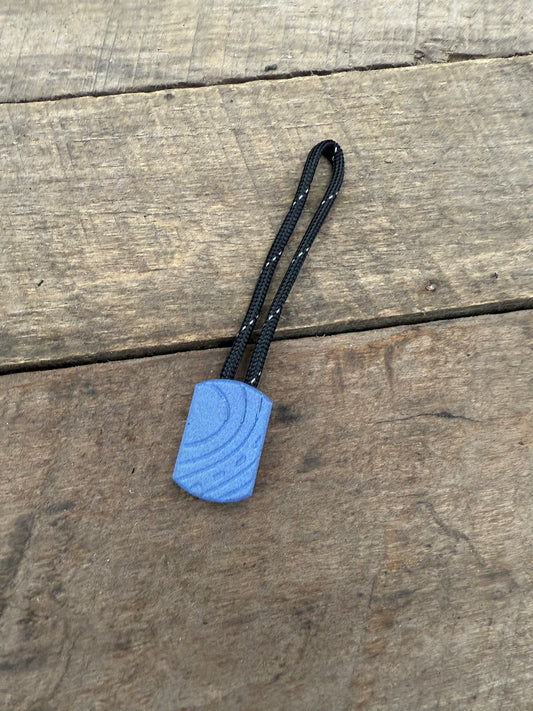 Topo Zipper Pull